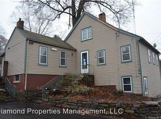 75 Elm St, Ansonia, CT 06401