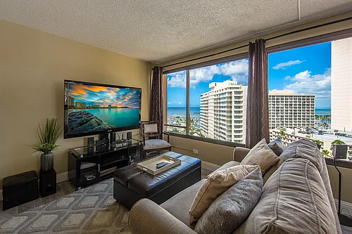 1778 Ala Moana Blvd Photo 1