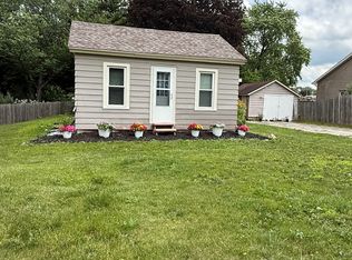 423 Maple St, Marengo, IL 60152