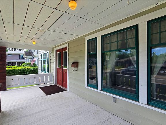 2nd image of 308 S Main St