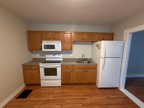 636 Somerville St UNIT 1