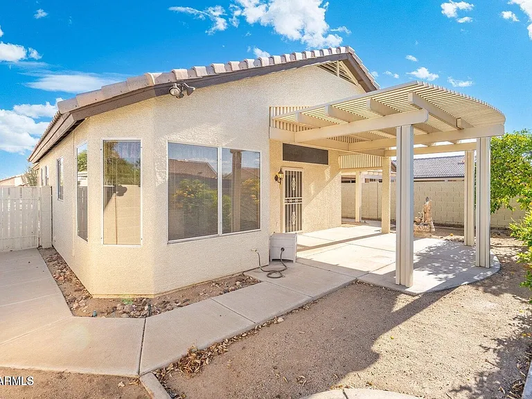 10622 W Mohawk Ln — Photo 21