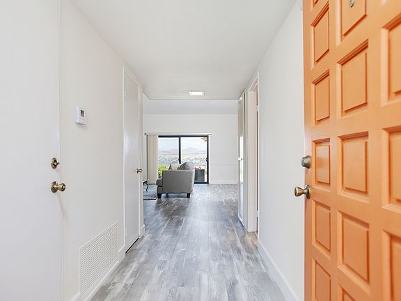 4th image of 2411 Nielsen St