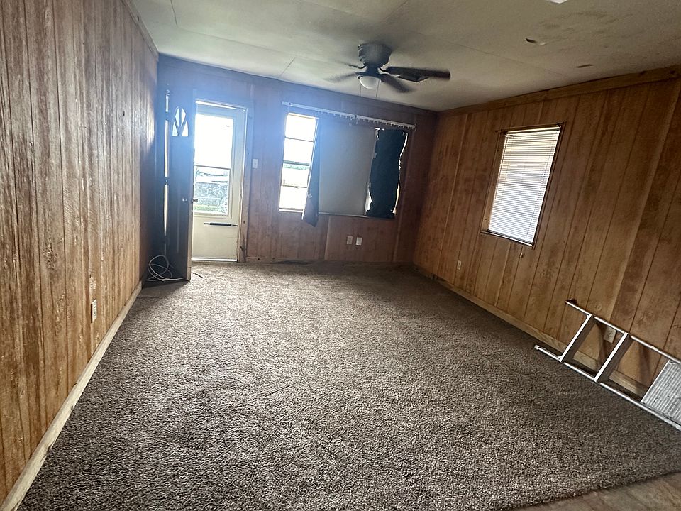 2nd image of 307 Guilbeau Rd