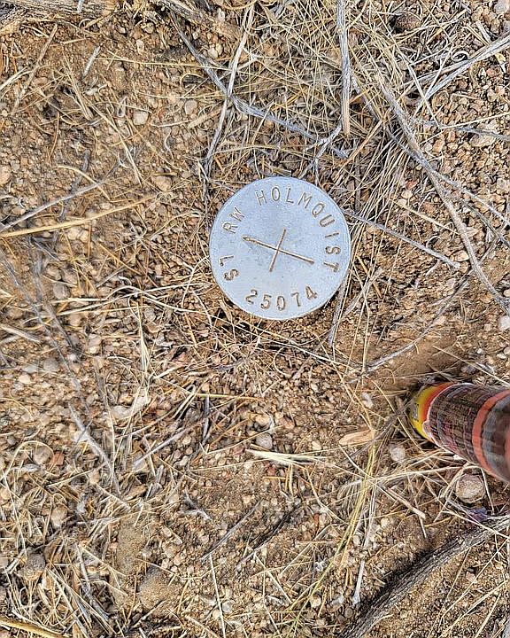 Roughly,s.east endof 10 acres