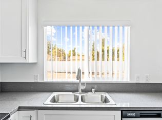 533 E Washington Ave APT 2, Santa Ana, CA 92701