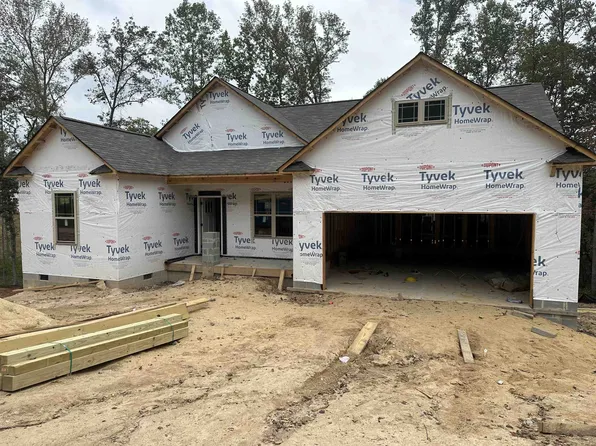563 Dundalk Dr, Zebulon, NC 27597