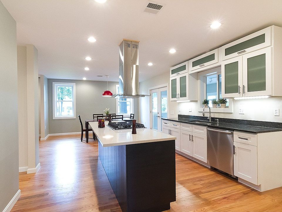 57 Vinton St, Melrose, MA 02176 Zillow