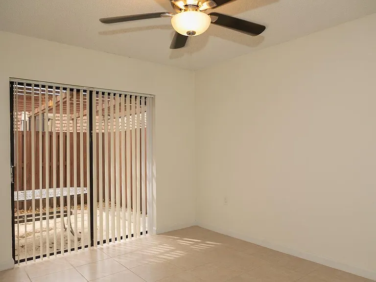 2815 28th Ln — Photo 20