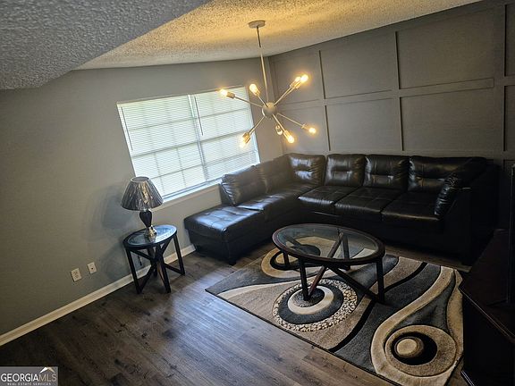 3rd image of 4701 Flat Shoals Rd Unit 31F