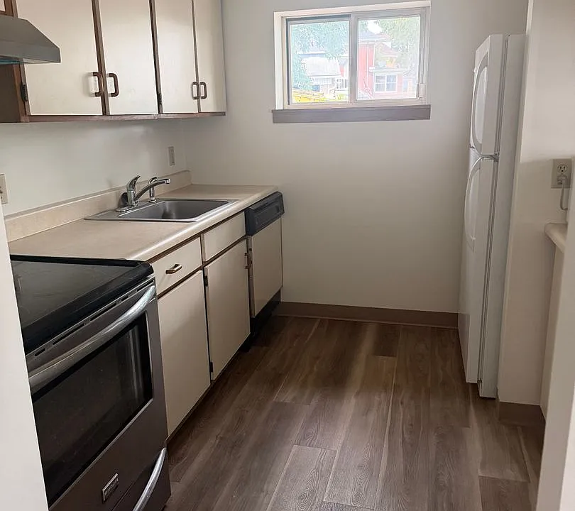 401 - 407 Freeport Road