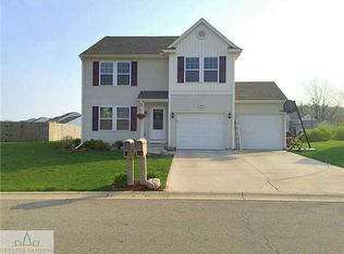 130 Lake Ridge Dr, Mason, MI 48854