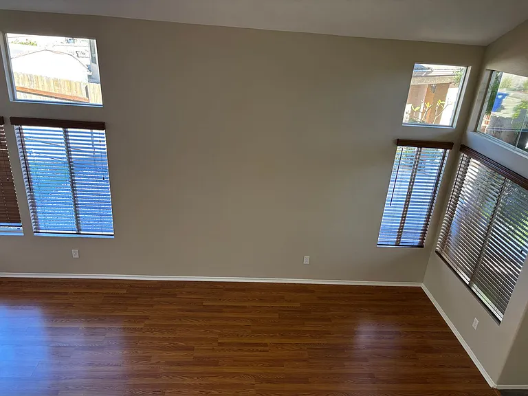 10463 Graham Ct — Photo 25