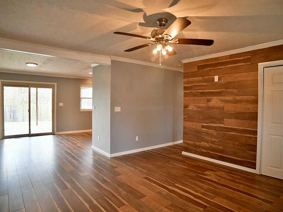 5th image of 2875 Windon Dr