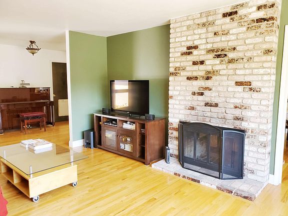 3rd image of 5349 Elrose Ave