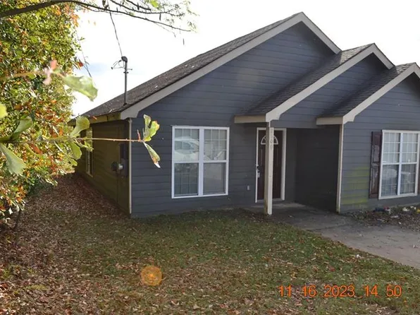 2300 14th Ct, Phenix City, AL 36867