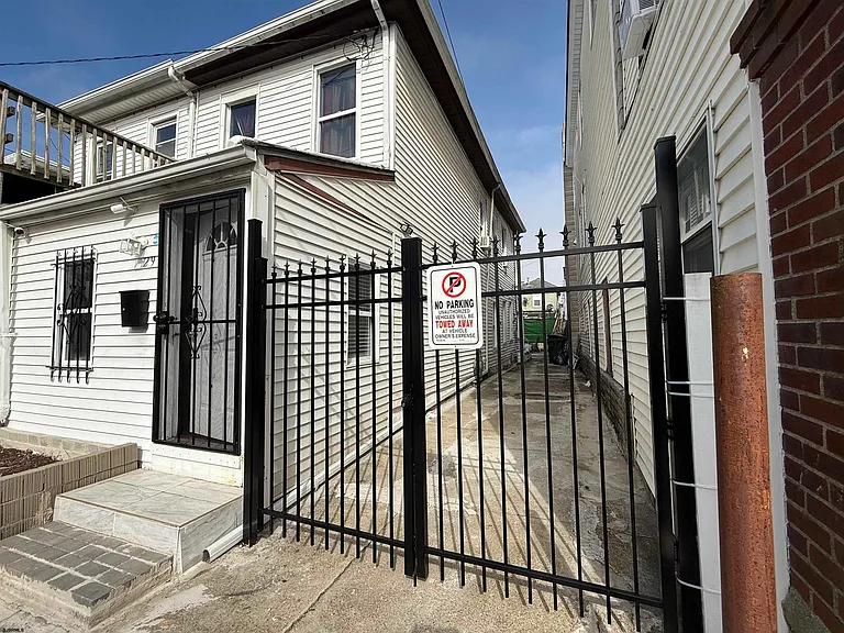 29 N Texas Ave — Photo 1