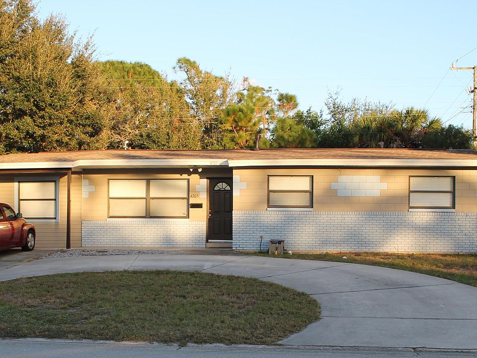 1st image of 4705 Key Largo Dr W