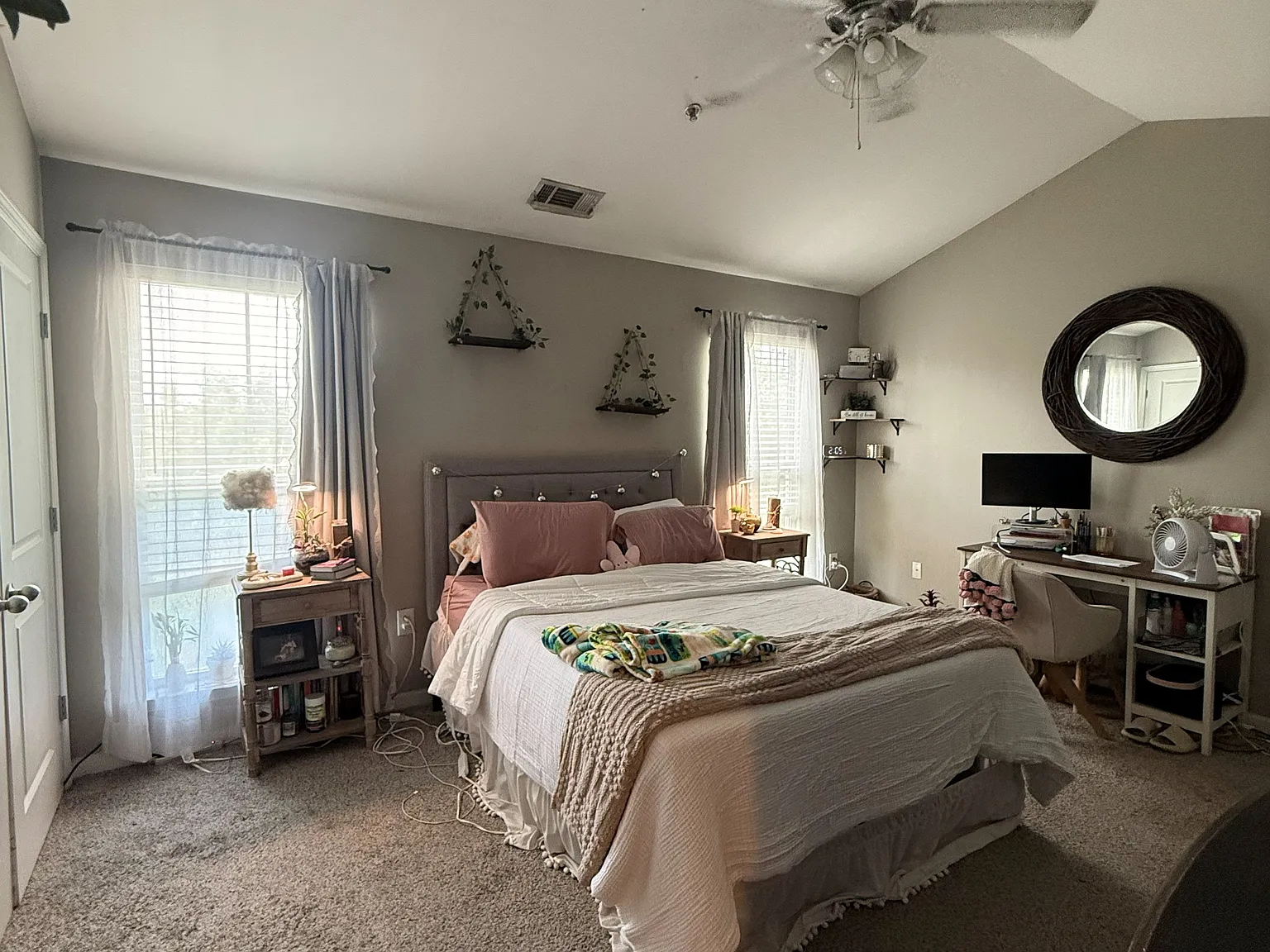 3 bed, 1406 sqft, $1,800 — Photo 3