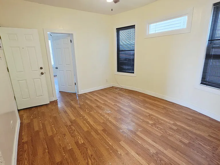 137 Bostwick Ave #1A — Photo 6