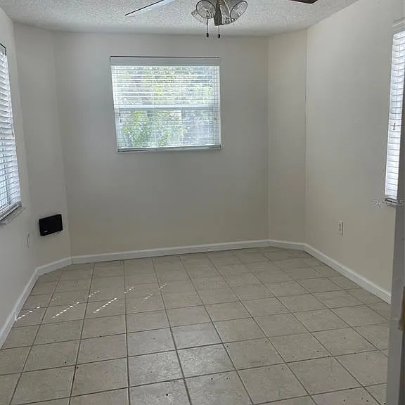 311 Lake Dale Dr — Photo 2
