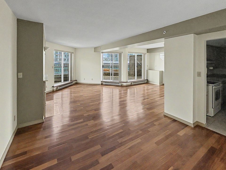 1st image of 5733 Cambie St #1544675