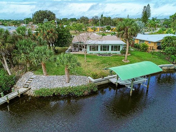 3rd image of 2190 Oyster Creek Dr