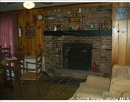 2nd image of 60 Dam St