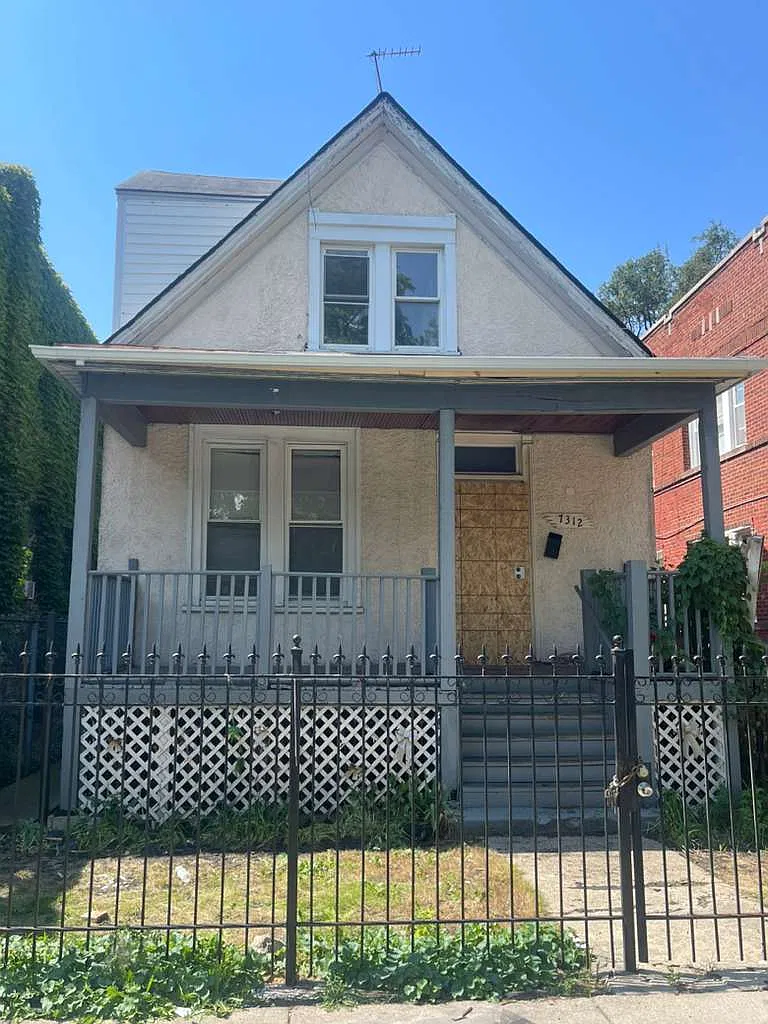7312 South Dante Avenue - 1 — Photo 1