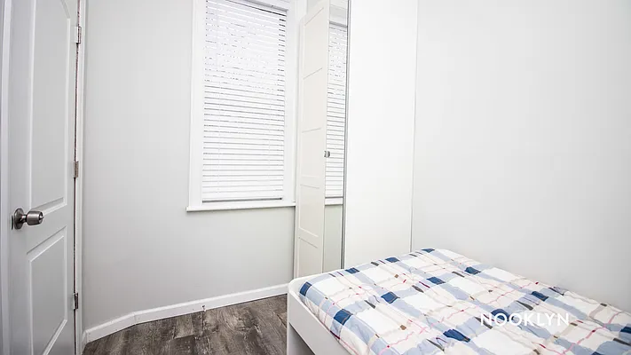 Rented by Nooklyn NYC LLC | media 16