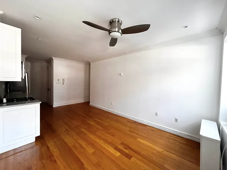 101 Ocean Pkwy #1B — Photo 5