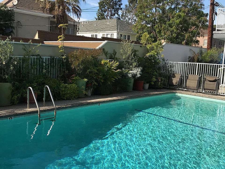 1st image of 7205 Fountain Ave