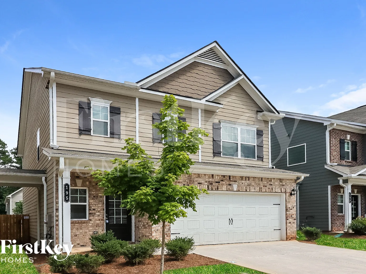 3 bed, 2.5 bath, 1844 sqft, $2,030 — Photo 2