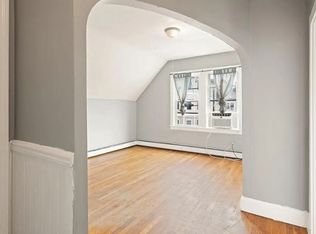 22 Maple St, Attleboro, MA 02703