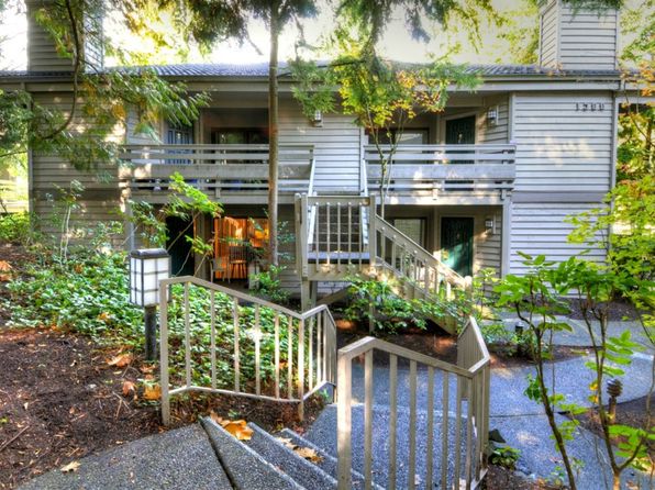1280 Bellevue Way NE APT 3