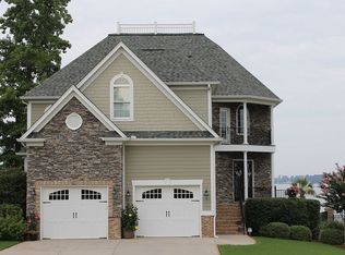 305 Marina Ct, Lexington, SC 29072