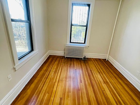 5th image of 26-18 28th St APT 2R