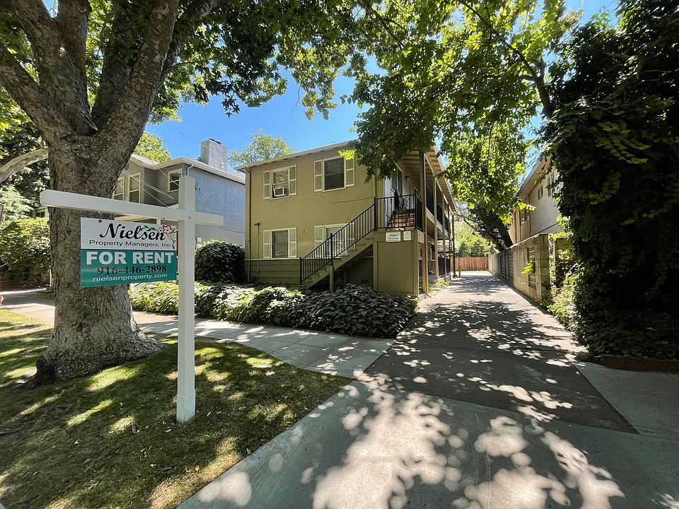 411 22nd Street