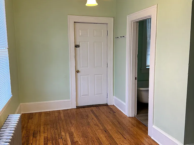17 Jefferson Ave #C2 — Photo 2
