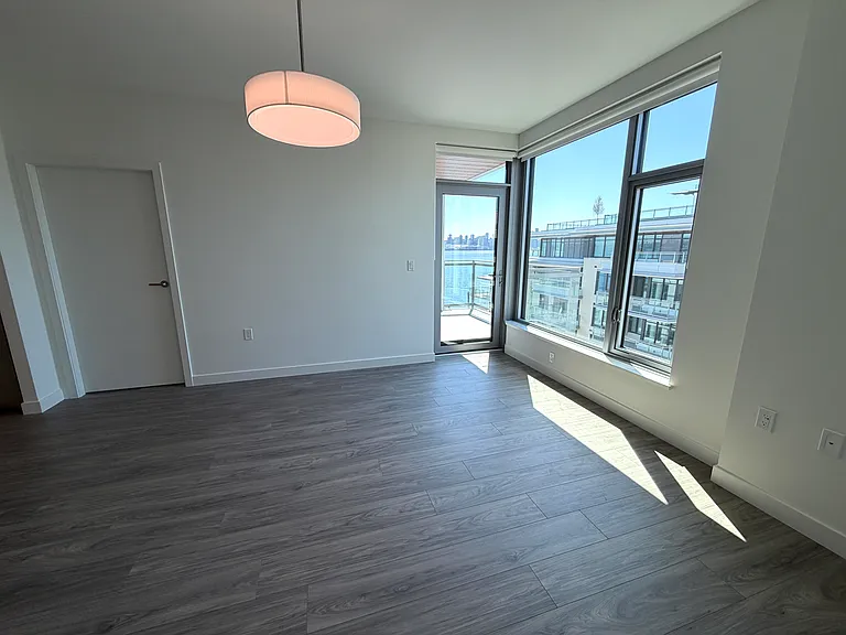755 Harbourside Dr #714 — Photo 7