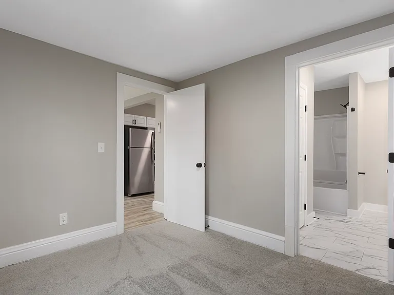 4108 McGee St #B — Photo 7