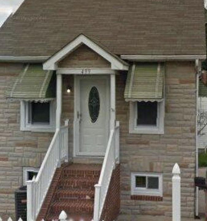 1st image of 499 Fairview Ave