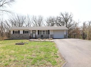 5018 Countryside Dr, Imperial, MO 63052