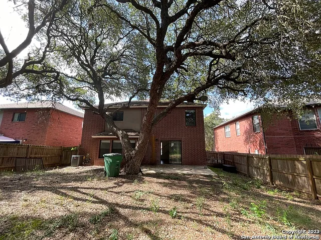 9611 Diamond Stone — Photo 35
