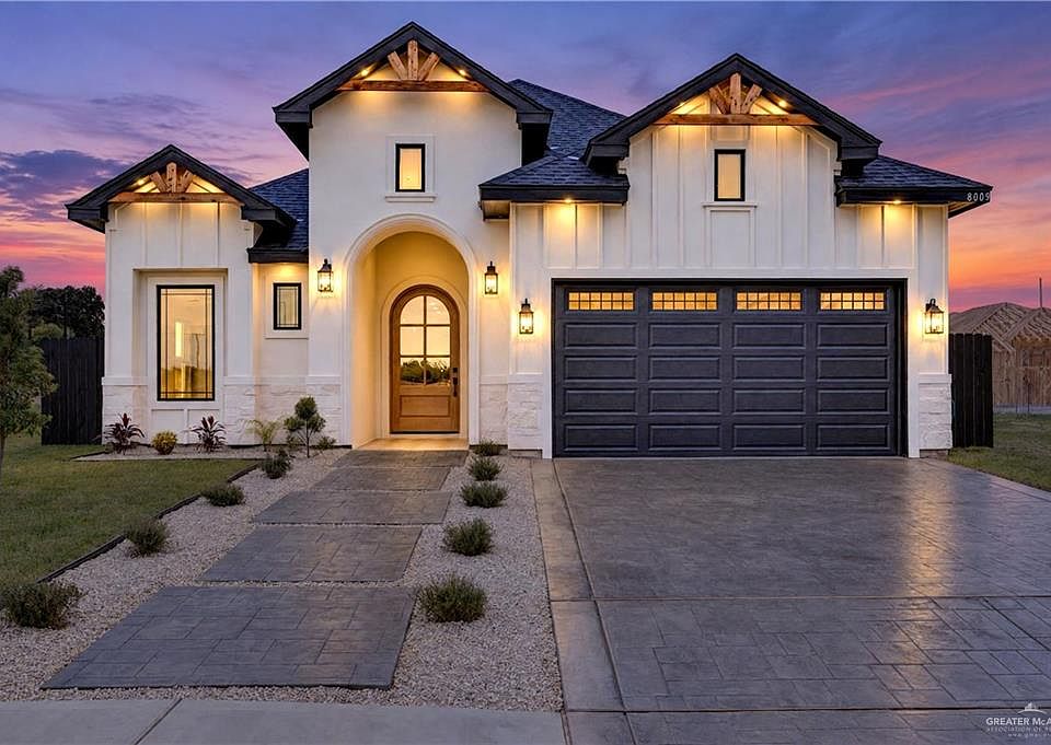 1st image of 8009 N 39th St