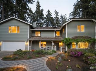 21429 Oak Way, Brier, WA 98036