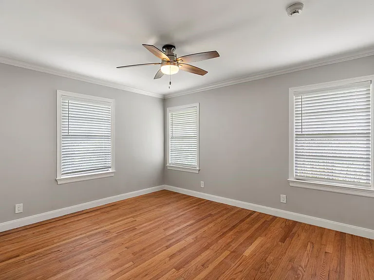 9333 Walterville Rd — Photo 21