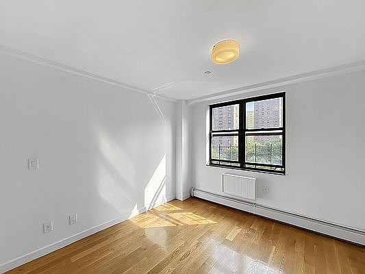 4th image of 3 E 115th St APT 7B