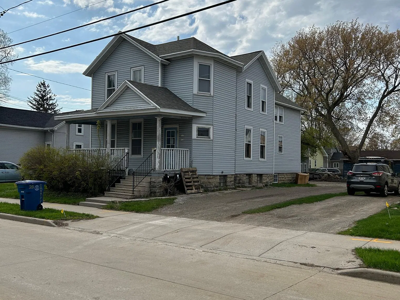 3 bed, 1100 sqft, $1,195 — Photo 2