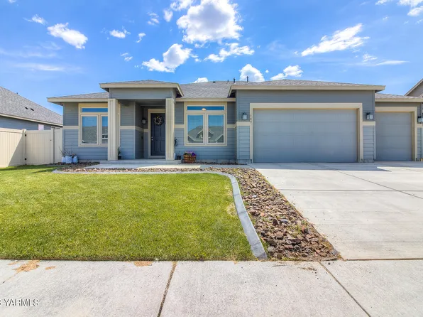 109 Bravo St, Moxee, WA 98936